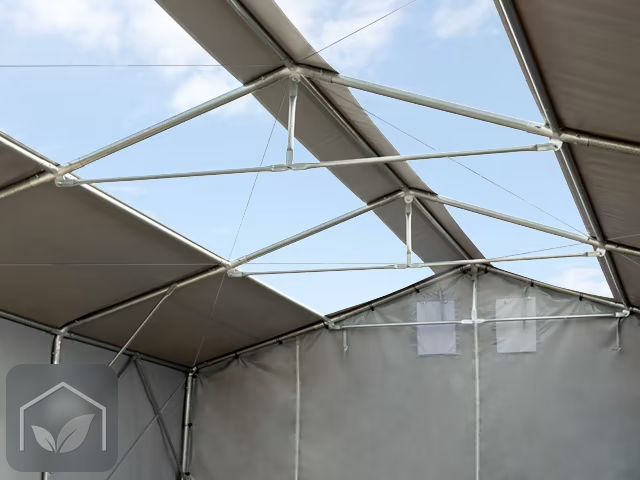 8x12 m hangar, PRIMEtex 2300, H. 4m avec porte actionnée par traction et fenêtres dans le toit — photo 5